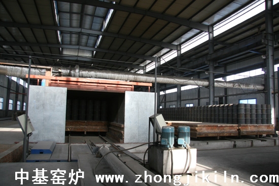 朝陽(yáng)金麟鐵粉廠187米寬斷面金屬框架全纖維棉體海綿鐵隧道窯窯頭一角